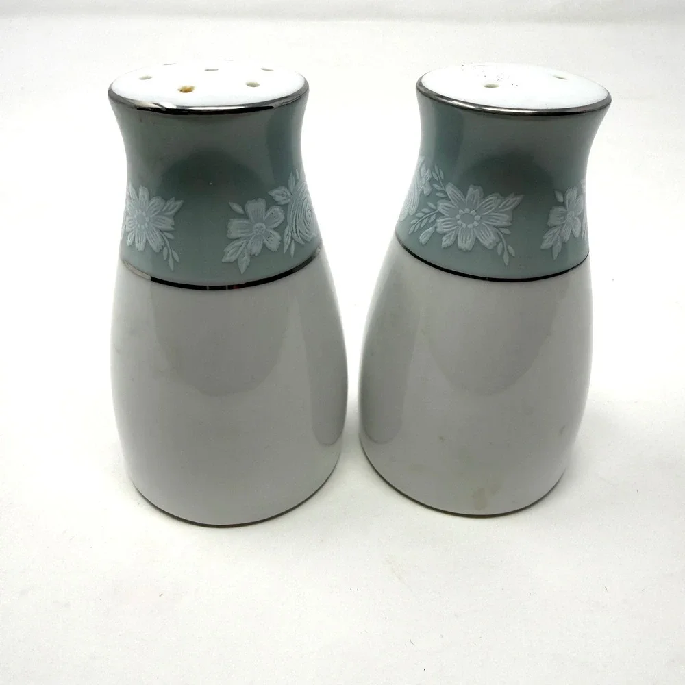 Noritake Japan Lamita Porcelain Salt and Pepper Shakers Floral Blue White Set
